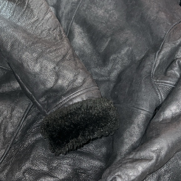 Vintage Genuine Black Shearling Leather Coat | Luxe Aviator Style | Size L - Picture 4 of 7